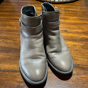 Born Binghamton Ankle Boots  - Women 8M - Gray Leather